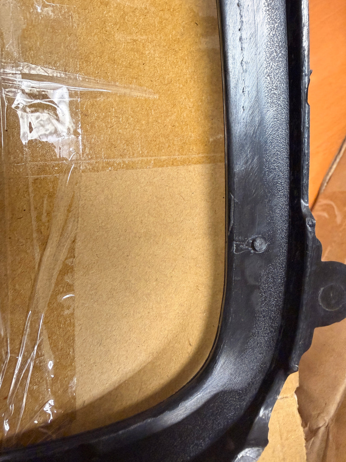 97-00 Impreza GC8 STI FOG LIGHT COVER W/MESH PAIR (plastic) Defective