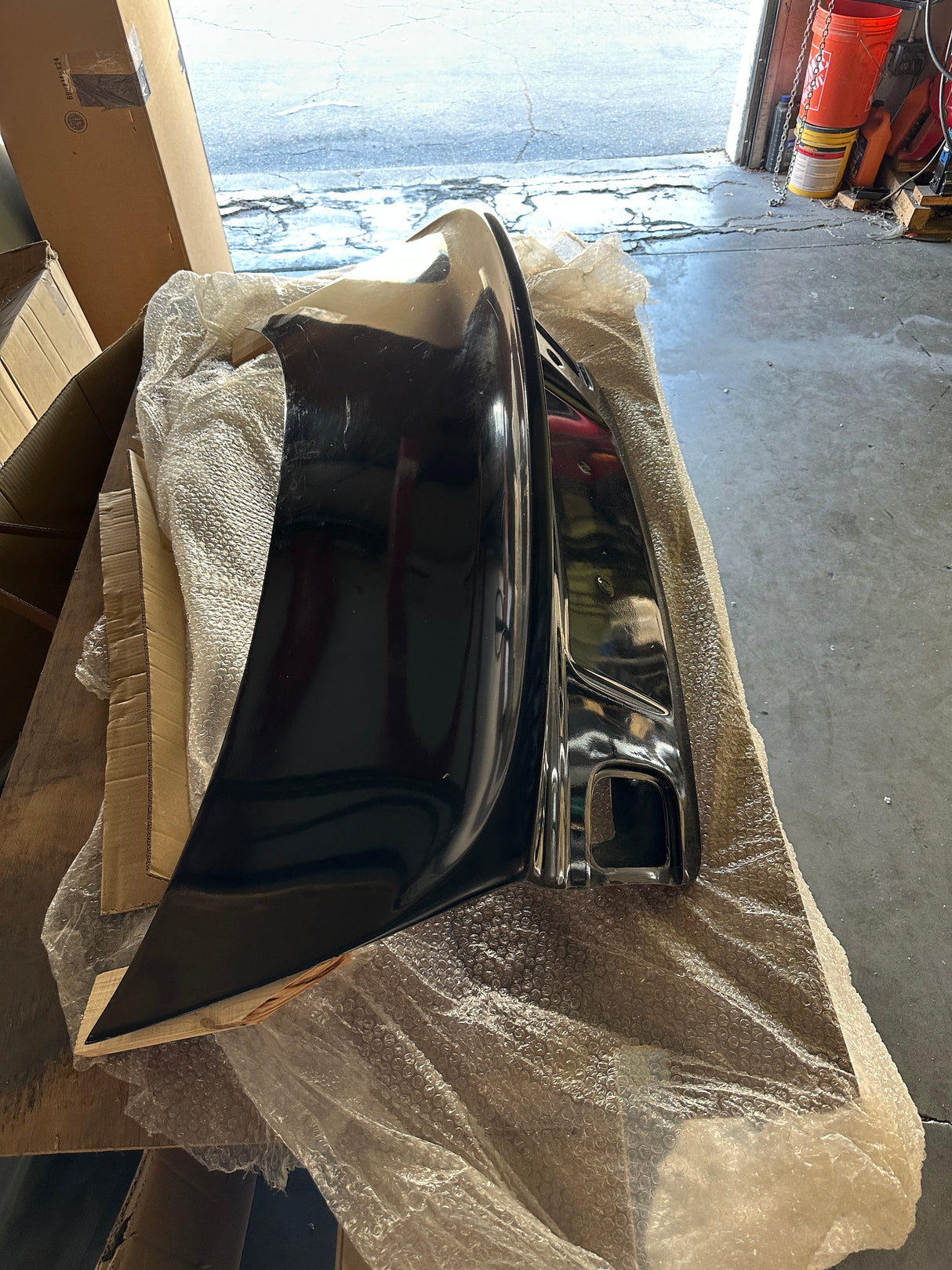 2000-2006 BMW E46 4DR SEDAN CSL STYLE FIBER GLASS TRUNK LID BOOTH