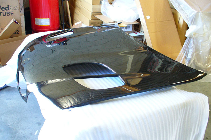 2001-2006 BMW M3 GTR STYLE CARBON FIBER HOOD WITH VENT TRAY