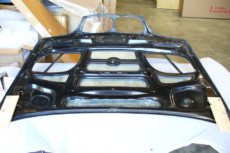 2001-2006 BMW M3 GTR STYLE CARBON FIBER HOOD WITH VENT TRAY