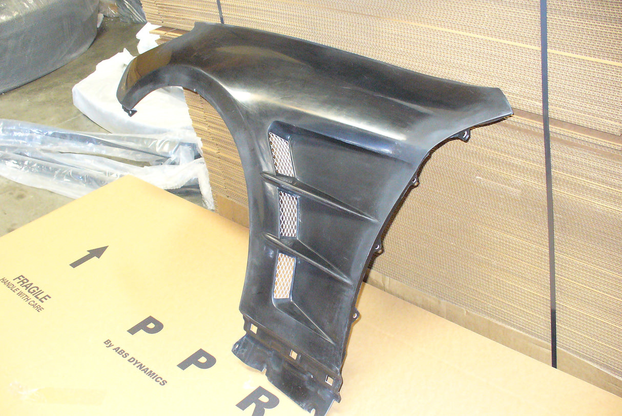 09-10 HYUNDAI GENESIS 2DR H2 STYLE FENDER SET FIBER GLASS UNPAINT.