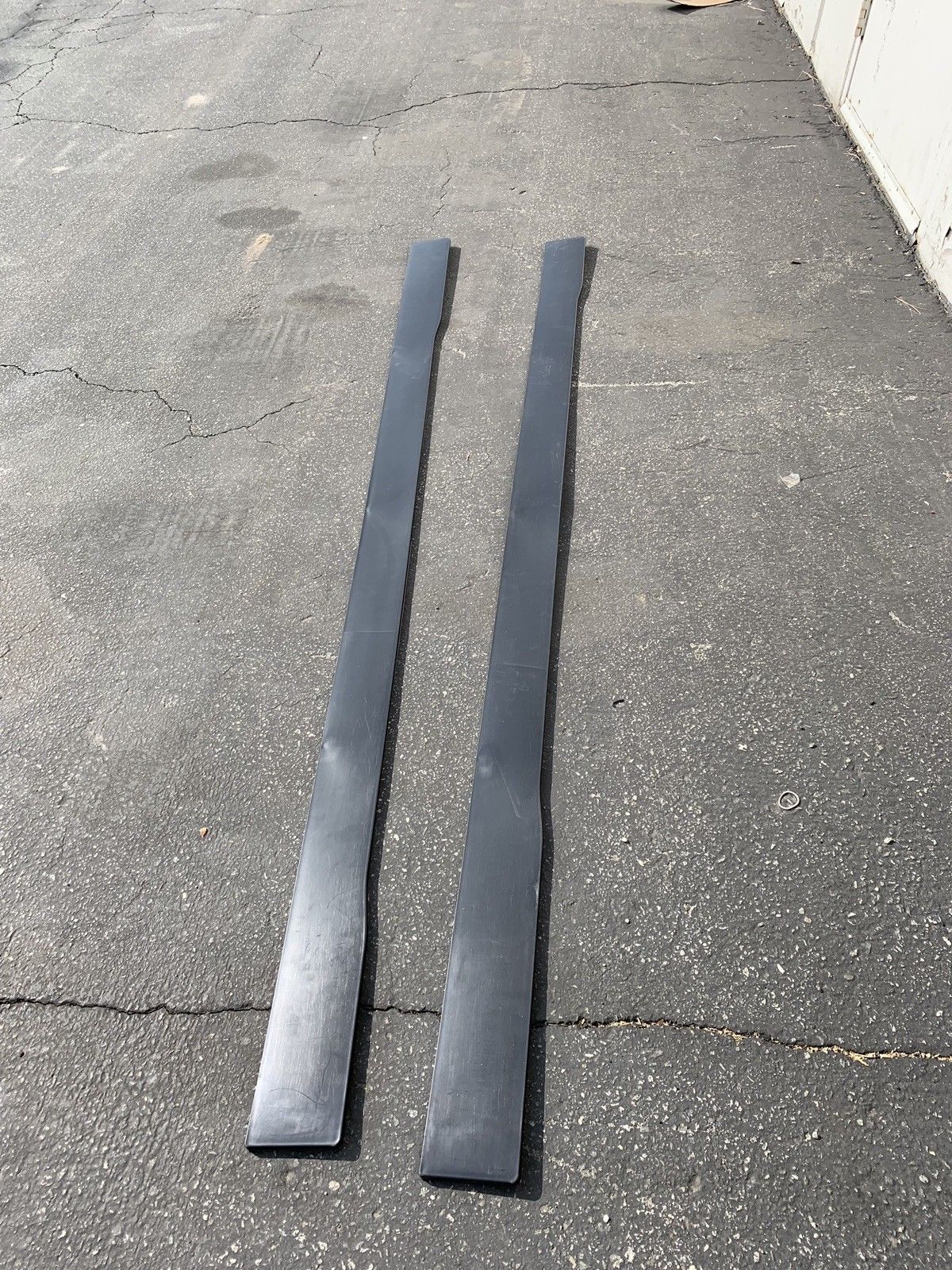 UNIVERSAL SIDE SKIRT PANEL BOTTOM LINE CS 3 STYLE SIDE SKIRT EXTENSION 89.1” BLACKK