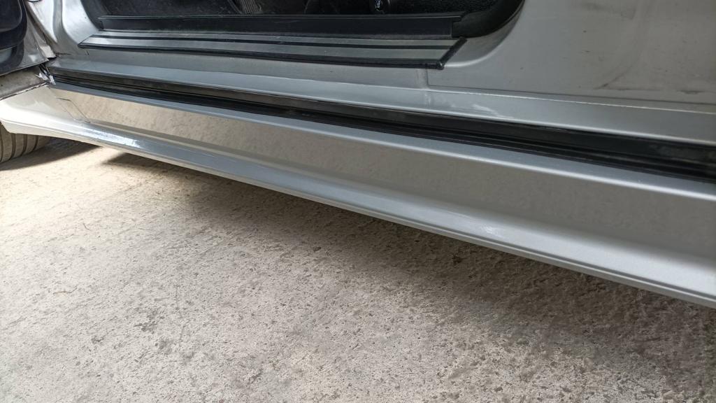 85-97 MERCEDES W124 SEDAN AND TOURING 2.0 AMG STYLE SIDE SKIRT